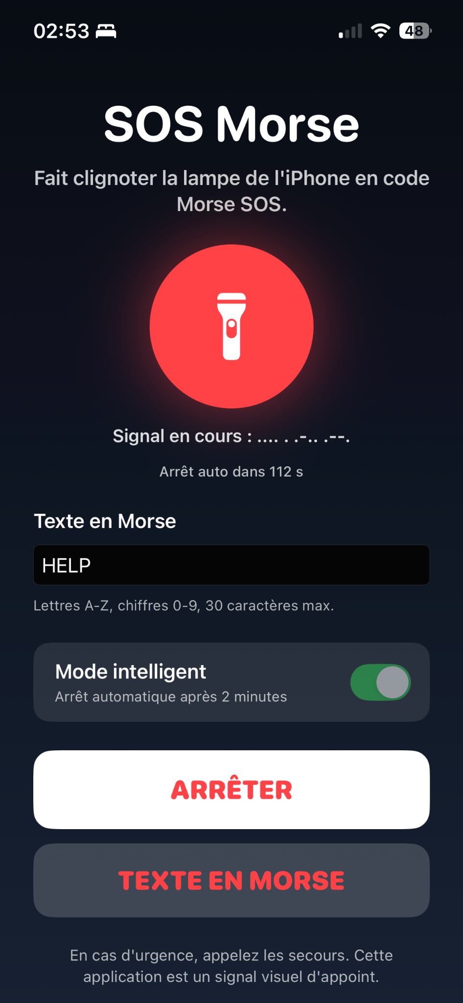 SOS Morse avec signal lumineux en cours